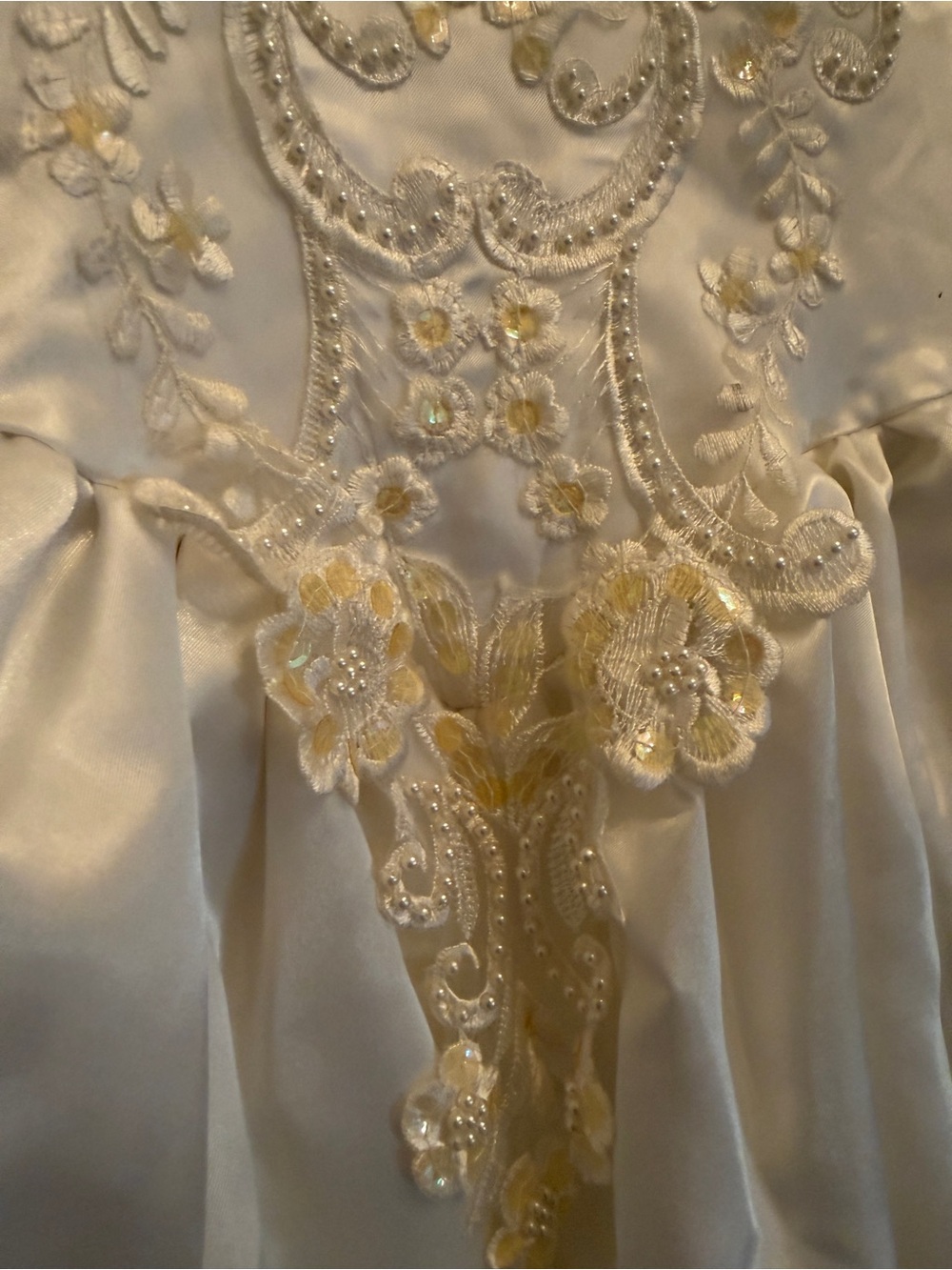 Vintage Satin Bridal Gown with Gold Lace Appliqué - Picture 9 of 9